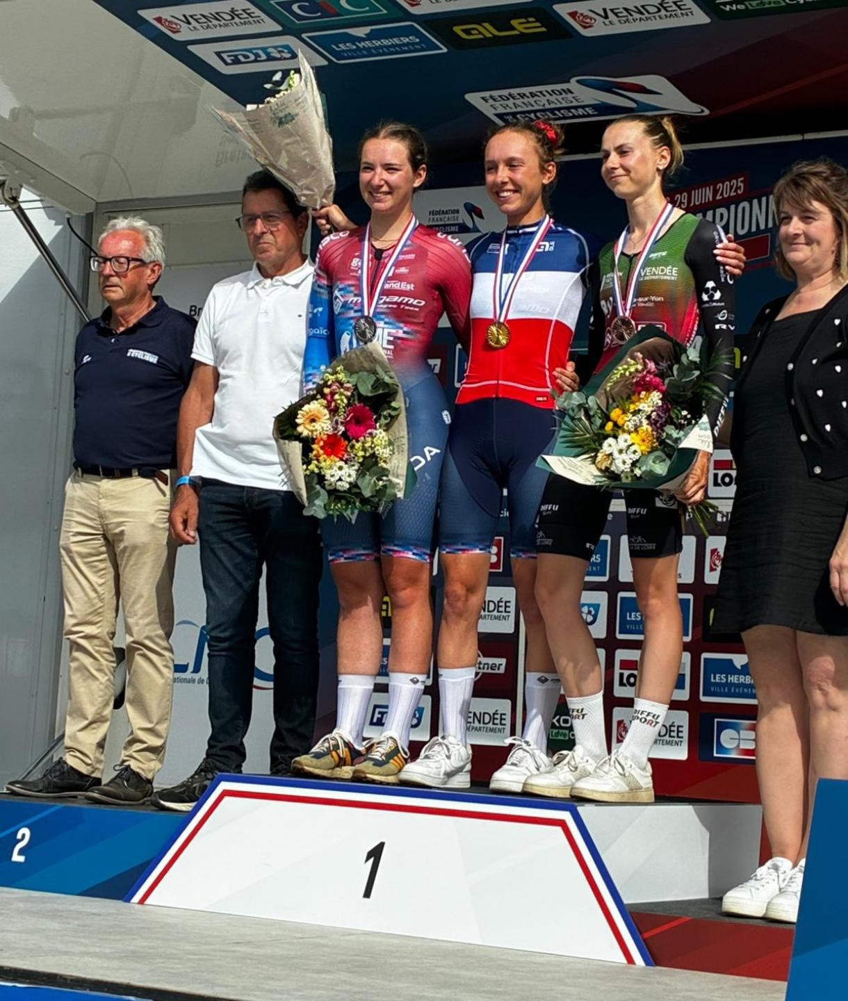 doublé historique et magique au chamoionnat de france de Contre la Montre !!