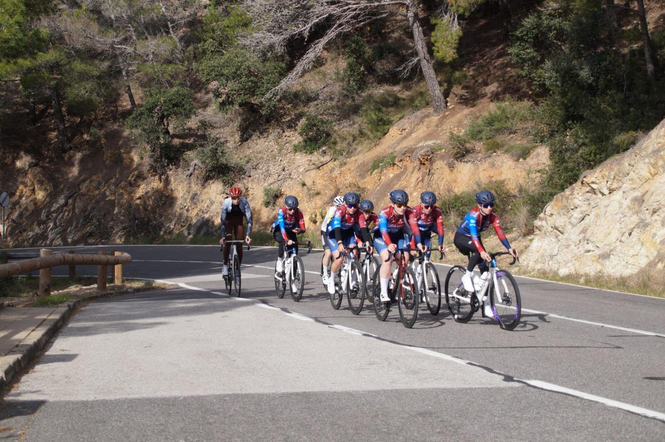 equipe megamo en espagne